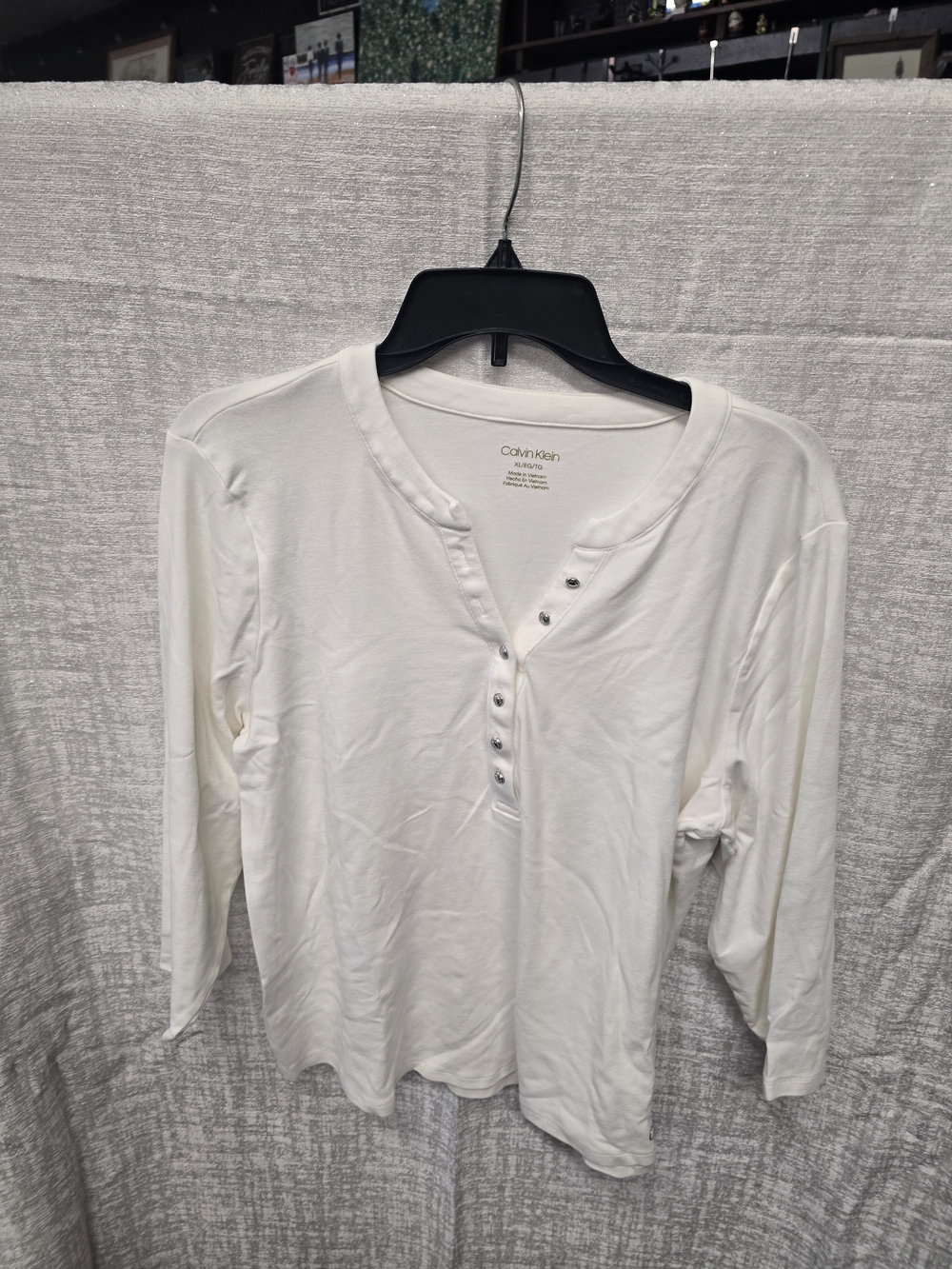 Calvin Klein Cream Henley 3/4-Sleeve Top Sz XL